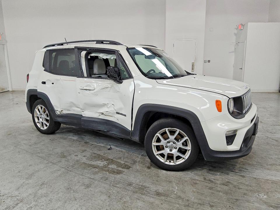 2021 Jeep Renegade VIN ZACNJCBB9MPN15983 COPART salvage auction — SIDE, In - Certificate Of Title, sold $1,550 on 2026-07-09 (photo 4)