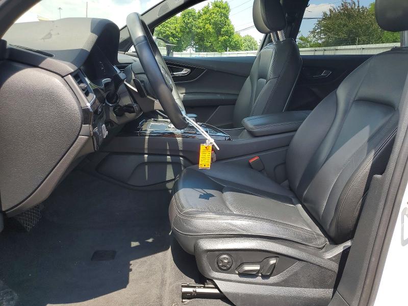 2019 Audi Q7 VIN WA1LAAF70KD023577 COPART salvage auction — MINOR DENT/SCRATCHES, Va - Certificate Of Title, sold $11,600 on 2026-07-08 (photo 7)