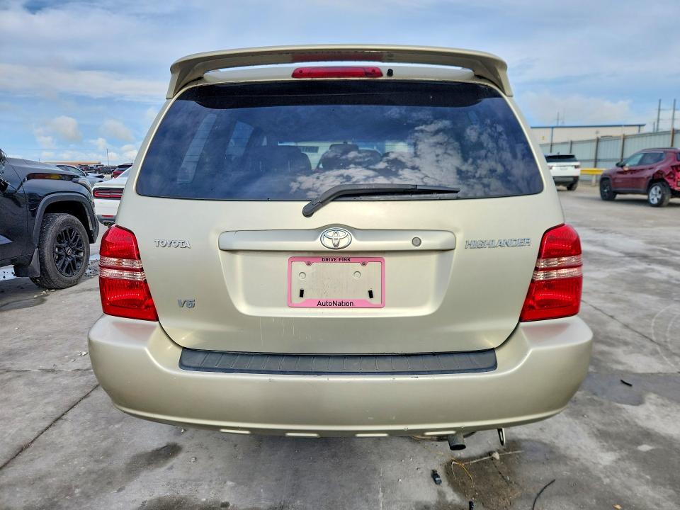 2003 Toyota Highlander VIN JTEGF21AX30097529 COPART salvage auction — FRONT END, Tx - Salvage Vehicle Title, sold $700 on 2026-07-21 (photo 6)