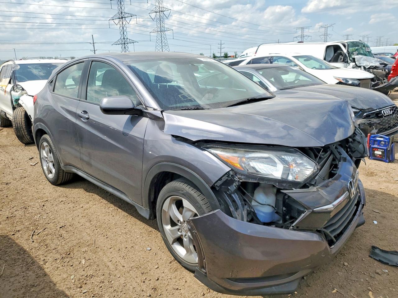 2017 Honda HR-V VIN 3CZRU6H35HM704839 COPART salvage auction — Front End, IL - SALVAGE CERTIFICATE, sold $3,800 on 2026-06-30 (photo 4)