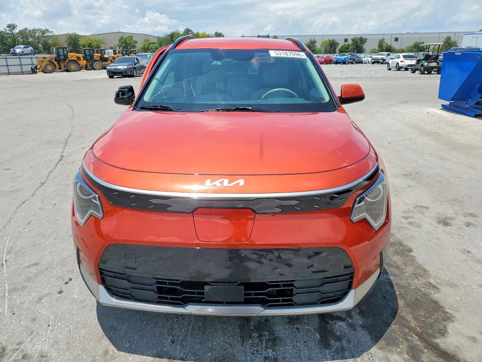 2023 Kia Niro VIN KNDCR3L17P5039979 COPART salvage auction — SIDE, FL - CERTIFICATE OF DESTRUCTION, sold $1,700 on 2026-07-23 (photo 5)
