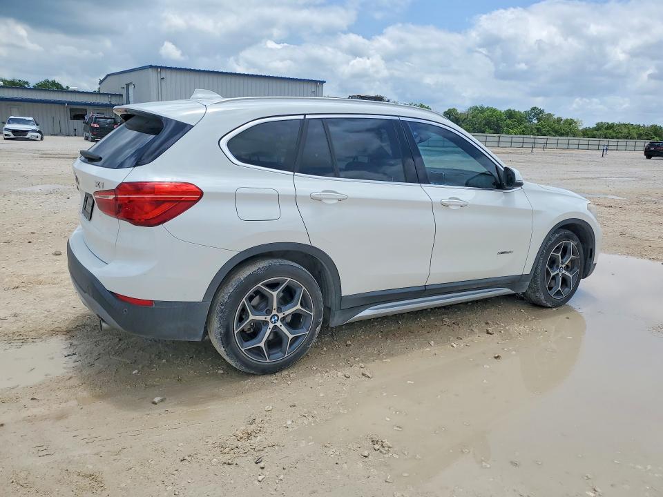 2017 BMW VIN WBXHT3C31H5F71759 COPART salvage auction — SIDE, Tx - Salvage Vehicle Title, sold $5,600 on 2026-07-02 (photo 3)