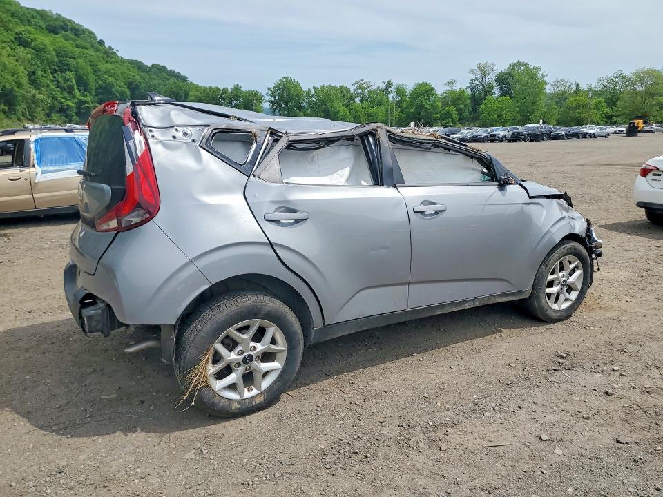 2022 Kia Soul VIN KNDJ23AU2N7825473 COPART salvage auction — ROLLOVER, Ny - Mv-907A Salvage Certificate, sold $450 on 2026-07-09 (photo 3)