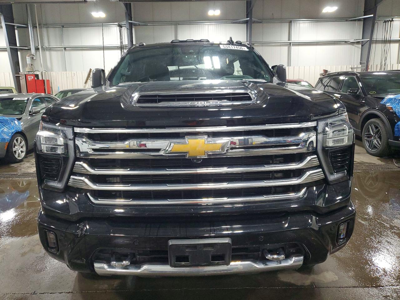 2024 Chevrolet Silverado 3500 VIN 2GC4YVEY4R1175729 COPART salvage auction — Top/Roof, MN - CERT OF TITLE-SALVAGE, sold $30,250 on 2026-07-07 (photo 5)