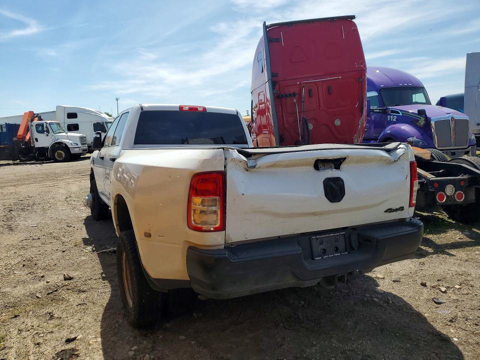 2023 Ram 3500 VIN 3C63RRGL8PG509502 COPART salvage auction — MINOR DENT/SCRATCHES, Fl - Certificate Of Title, sold $13,500 on 2026-07-28 (photo 2)