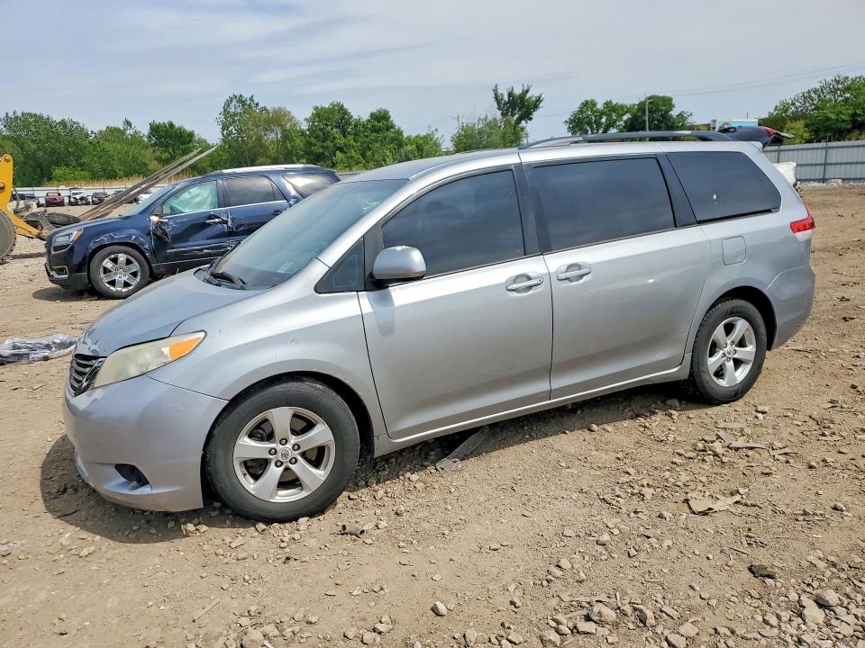 2012 Toyota Sienna VIN 5TDKK3DC1CS192247 COPART salvage auction — FRONT END, Il - Salvage Certificate, sold $1,600 on 2026-07-24 (photo 1)