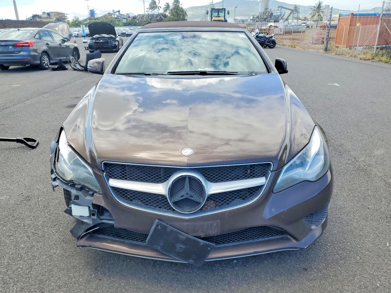 2014 Mercedes-Benz E-Class VIN WDDKK5KF0EF262483 COPART salvage auction — Front End, TX - SALVAGE VEHICLE TITLE, sold $700 on 2026-06-29 (photo 5)