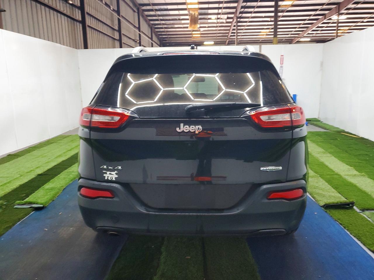 2016 Jeep Cherokee VIN 1C4PJMCB1GW287114 COPART salvage auction — Normal Wear, FL - CERTIFICATE OF TITLE, sold $2,900 on 2026-07-09 (photo 6)