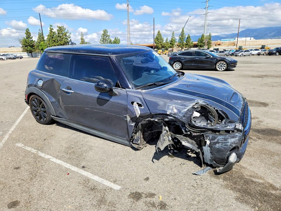 2019 Mini Cooper VIN WMWXP7C58K2A54258 COPART salvage auction — ALL OVER, CA - SALVAGE CERTIFICATE, sold $2,000 on 2026-08-25 (photo 4)