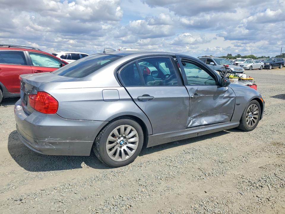 2009 BMW 3 series VIN WBAPH535X9A433941 COPART salvage auction — SIDE, CA - SALVAGE CERTIFICATE, sold $600 on 2026-07-14 (photo 3)
