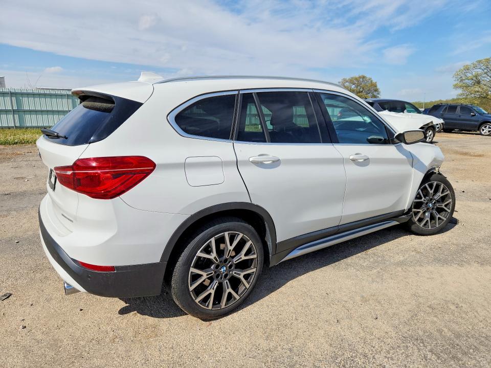 2021 BMW X1 VIN WBXJG7C01M5S25589 COPART salvage auction — FRONT END, Wi - Junked Vehicle Bill Of Sale, sold $1,400 on 2026-07-28 (photo 3)