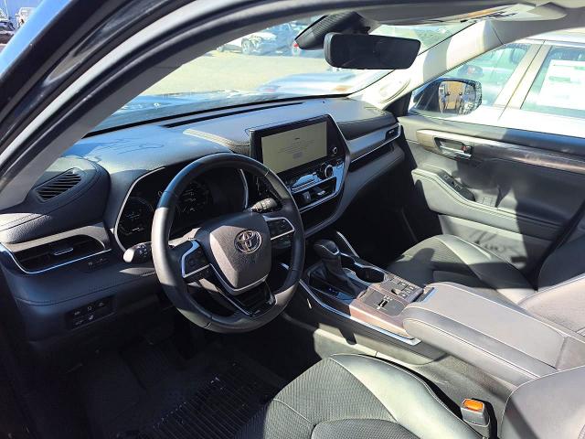 2023 Toyota Highlander VIN 5TDYARAH2PS519034 COPART salvage auction — REAR END, Nj - Cert Of Title-Salvage, sold $20,300 on 2026-07-22 (photo 7)