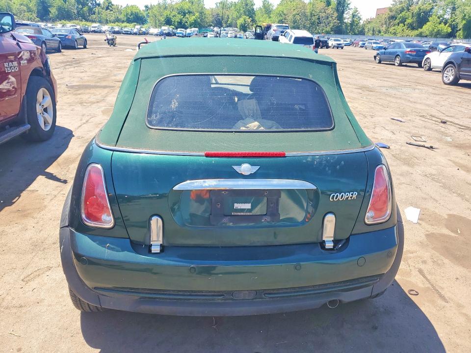 2008 Mini Cooper VIN WMWRF33558TG18388 COPART salvage auction — WATER/FLOOD, Ct - Cert Of Title-Flood Salvage, sold $450 on 2026-07-17 (photo 6)
