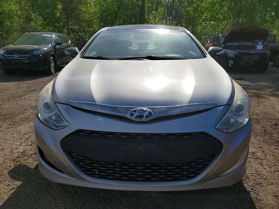 2012 Hyundai Sonata VIN KMHEC4A40CA060313 COPART salvage auction — SIDE, On - Permit No Brand - Unfit, sold $850 on 2026-07-21 (photo 5)