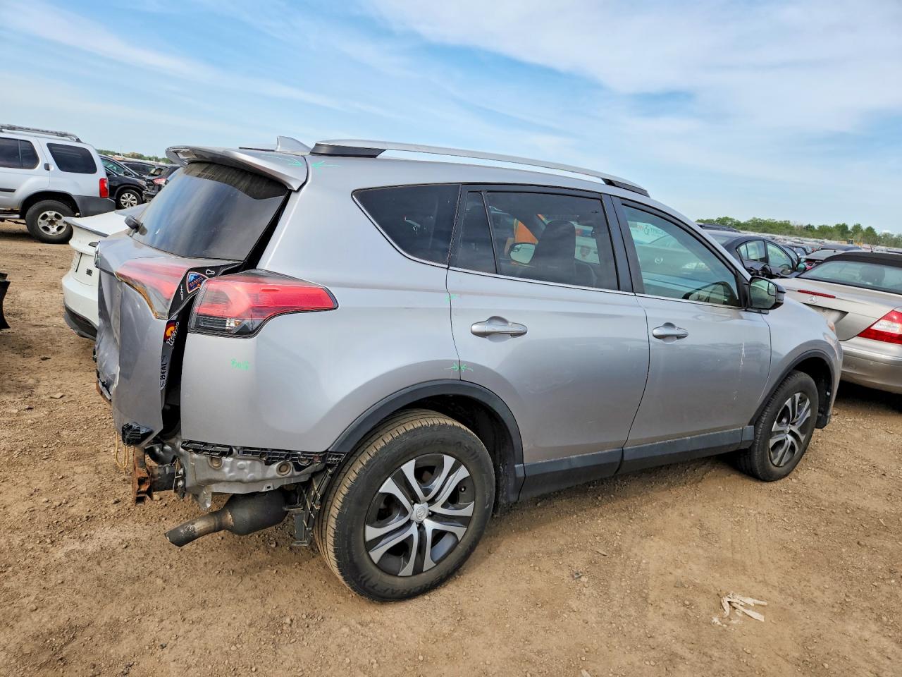 2016 Toyota RAV4 VIN 2T3BFREV8GW447228 COPART salvage auction — Rear End, IL - SALVAGE CERTIFICATE, sold $4,600 on 2026-06-30 (photo 3)