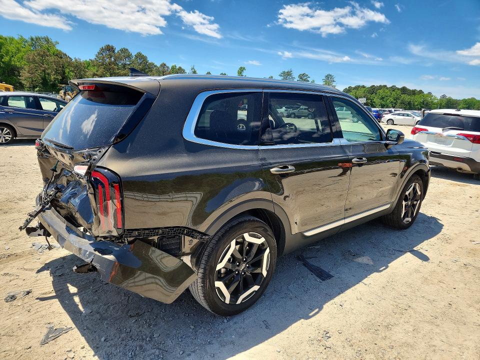 2025 Kia Telluride VIN 5XYP3DGC4SG662657 COPART salvage auction — REAR END, Va - Cert Of Title - Salvage, sold $11,400 on 2026-07-07 (photo 3)