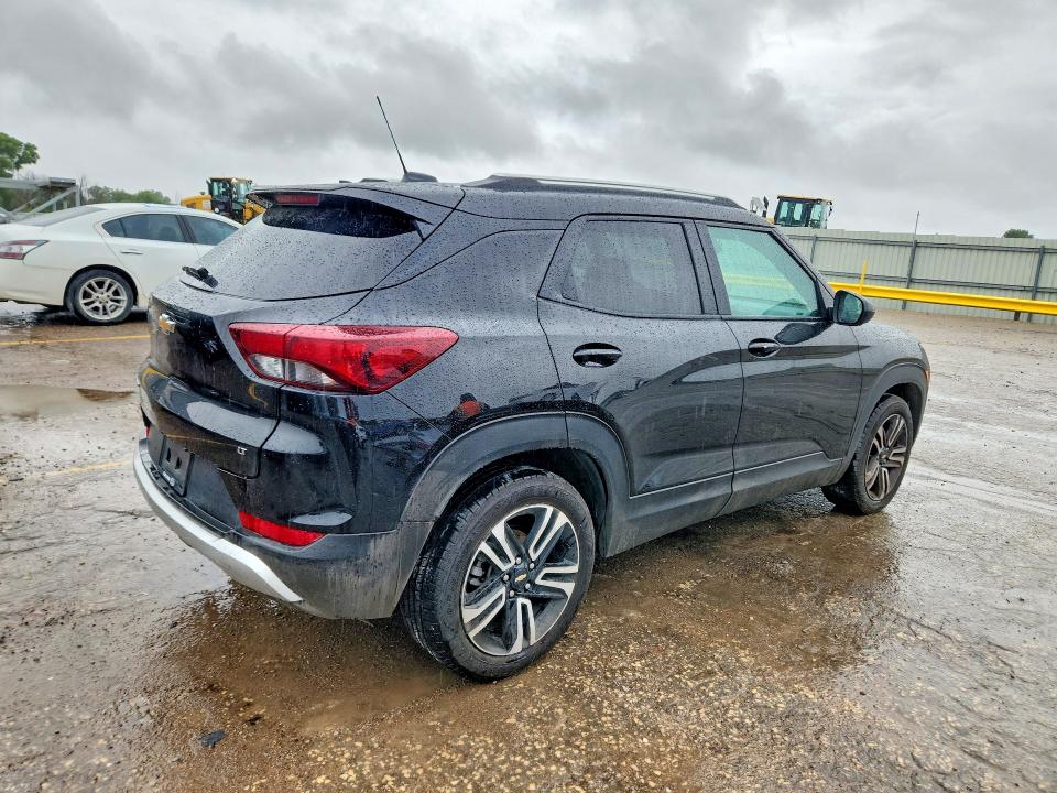 2024 Chevrolet Trailblazer VIN KL79MRSL1RB113395 COPART salvage auction — HAIL, Ks - Cert Of Title-Salvage, sold $9,000 on 2026-08-31 (photo 3)