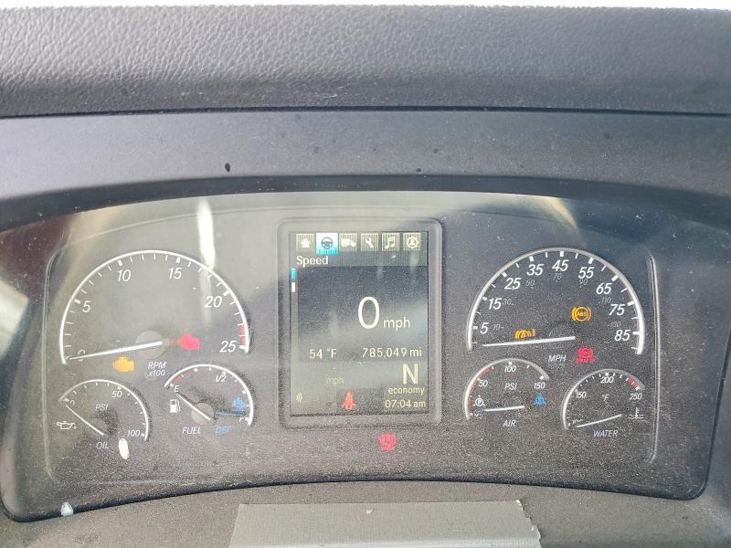 2020 Freightliner Cascadia 126 VIN 3AKJHHDR8LSMF1595 COPART salvage auction — MECHANICAL, CA - CERTIFICATE OF TITLE, sold $10,300 on 2026-07-07 (photo 8)