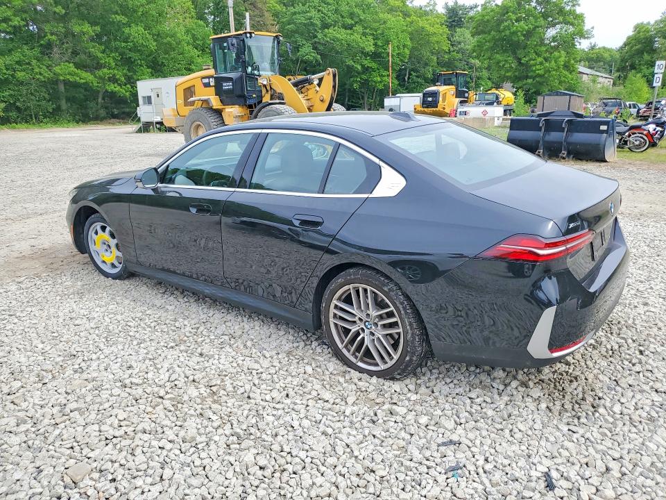 2024 BMW 5er VIN WBA53FJ05RCP81282 COPART salvage auction — MINOR DENT/SCRATCHES, Ma - Cert Of Title-Salvage, sold $31,500 on 2026-07-08 (photo 2)