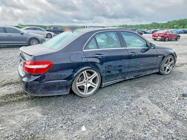 2011 Mercedes-benz E-class VIN WDDHF7HB0BA313195 COPART salvage auction — MINOR DENT/SCRATCHES, Nc - Certificate Of Title (P), sold $8,300 on 2026-08-19 (photo 3)