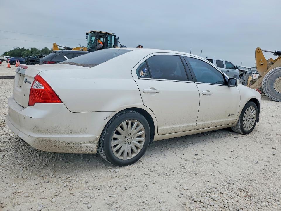 2010 Ford Fusion VIN 3FADP0L36AR188534 COPART salvage auction — MECHANICAL, Tx - Certificate Of Title, sold $200 on 2026-07-09 (photo 3)