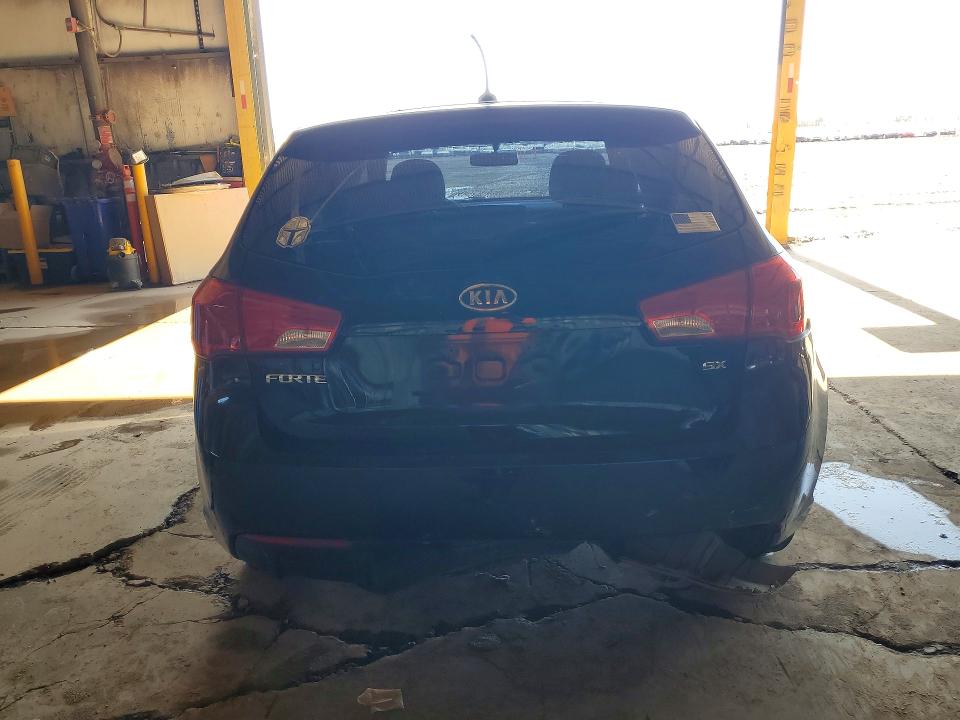 2011 Kia Forte VIN KNAFW5A3XB5361236 COPART salvage auction — REAR END, Az - Cert Of Title - Salvage, sold $1,050 on 2026-07-27 (photo 6)
