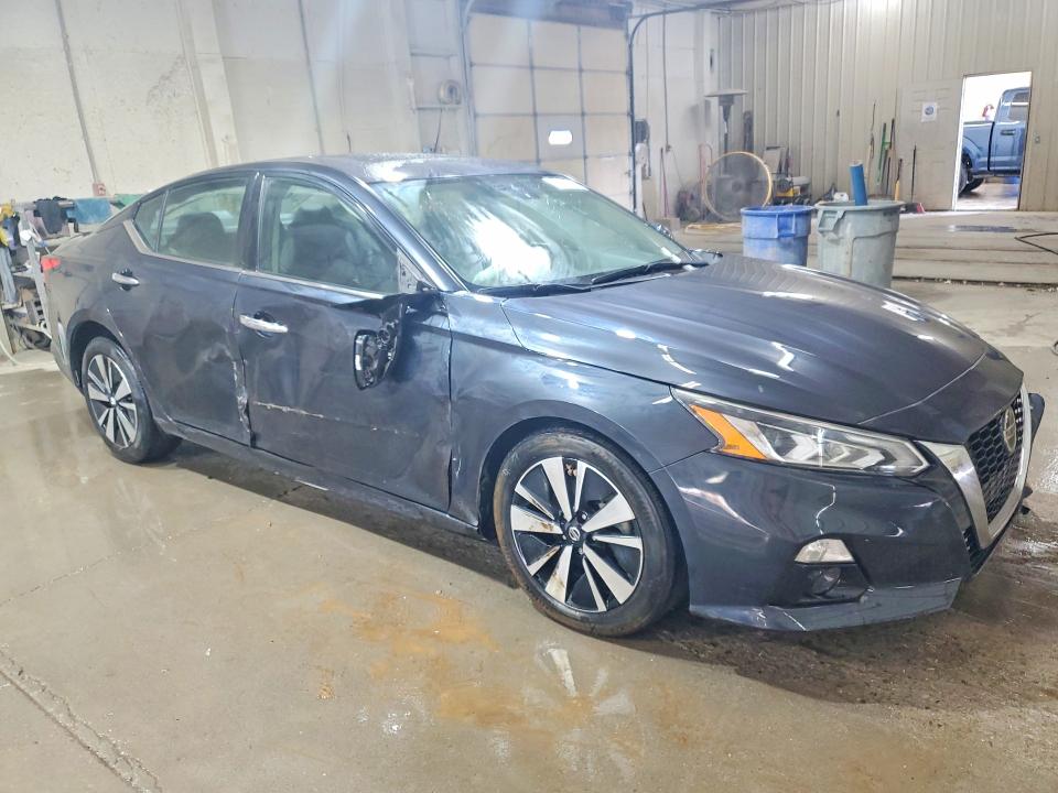 2019 Nissan Altima VIN 1N4BL4EV9KC160588 COPART salvage auction — SIDE, Ga - Cert Of Title-Salvage, sold $150 on 2026-07-28 (photo 4)