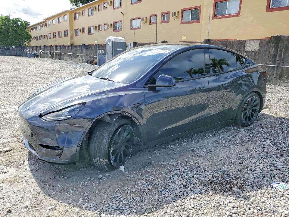 2024 Tesla VIN 7SAYGDED8RF043858 COPART salvage auction — FRONT END, Fl - Cert Of Title Slvg Rebuildable, sold $12,500 on 2026-07-02 (photo 1)