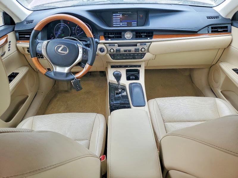 2014 Lexus ES VIN JTHBW1GG8E2056133 COPART salvage auction — FRONT END, Ia - Cert Of Title-Salvage Title, sold $5,000 on 2026-07-10 (photo 8)