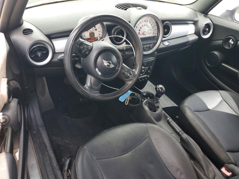 2013 Mini Cooper VIN WMWSU3C57DT687453 COPART salvage auction — REAR END, Fl - Cert Of Title Slvg Rebuildable, sold $375 on 2026-08-11 (photo 8)