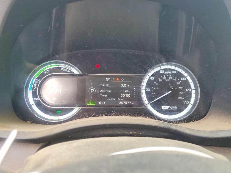 2017 Kia Niro VIN KNDCB3LC0H5044920 COPART salvage auction — MINOR DENT/SCRATCHES, Ca - Dis/Dlr/Exp Only Clean Title, sold $1,450 on 2026-07-15 (photo 9)