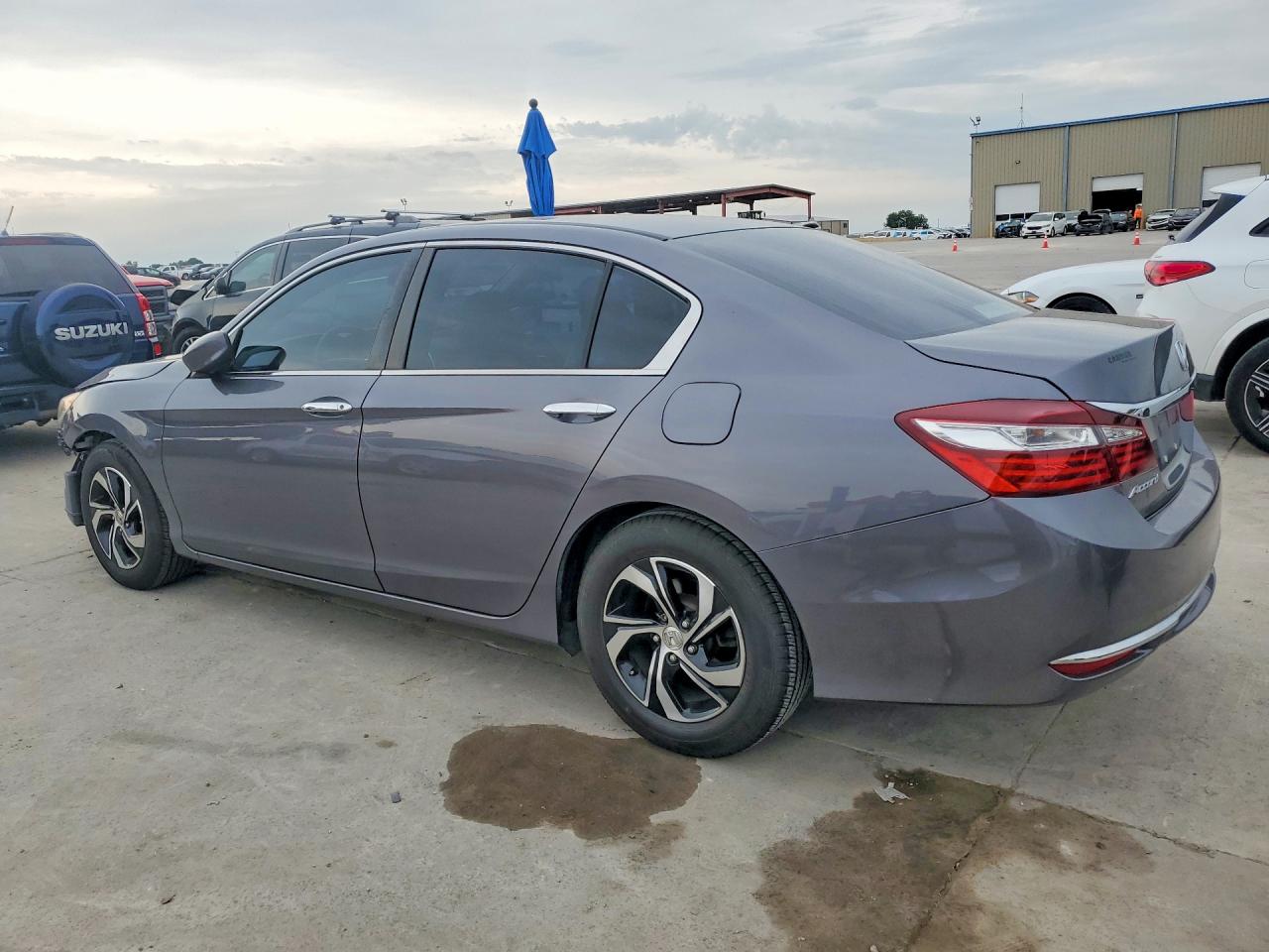 2017 Honda Accord VIN 1HGCR2F36HA076913 COPART salvage auction — Front End, TX - SALVAGE VEHICLE TITLE, sold $5,900 on 2026-06-25 (photo 2)