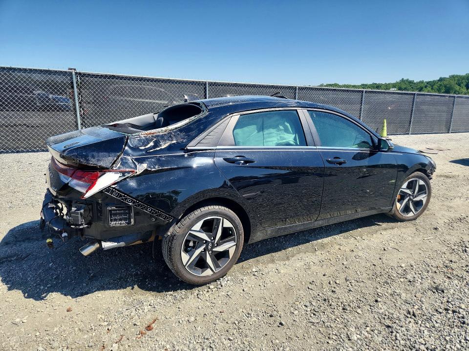 2022 Hyundai Elantra VIN KMHLP4AG7NU341533 COPART salvage auction — ROLLOVER, Sc - Non-Reb & Rem Salvage Title, sold $1,100 on 2026-07-15 (photo 3)
