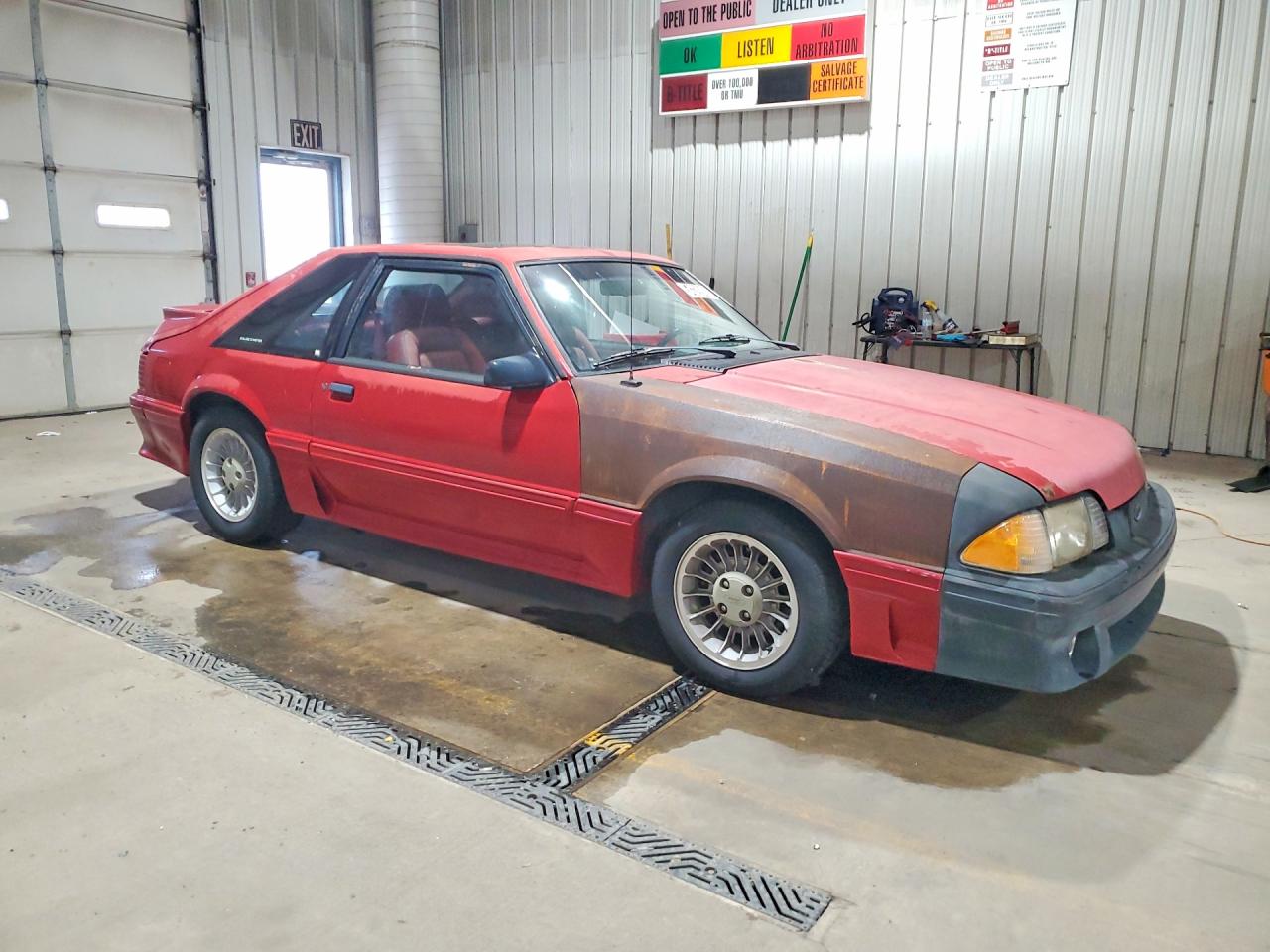 1987 Ford Mustang VIN 1FABP42EXHF211970 COPART salvage auction — Frame Damage, IN - CERT OF TITLE - REBUILT VEHICL, sold $2,200 on 2026-07-09 (photo 4)