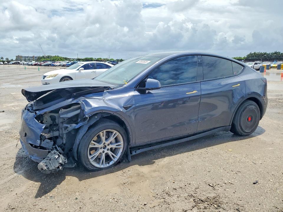 2022 Tesla Model y VIN 7SAYGDEE9NF436335 COPART salvage auction — FRONT END, Fl - Certificate Of Destruction, sold $5,600 on 2026-07-17 (photo 1)