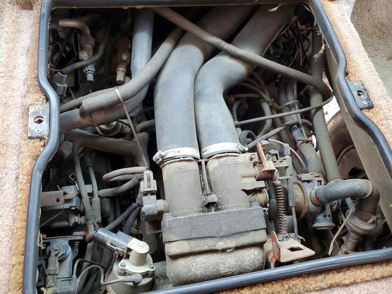 1992 Ford F530 VIN 3FCMF53G8NJA02669 COPART salvage auction — Water/Flood, MA - CERT OF TITLE-RECONSTRCTD FLD, sold $100 on 2026-06-30 (photo 7)