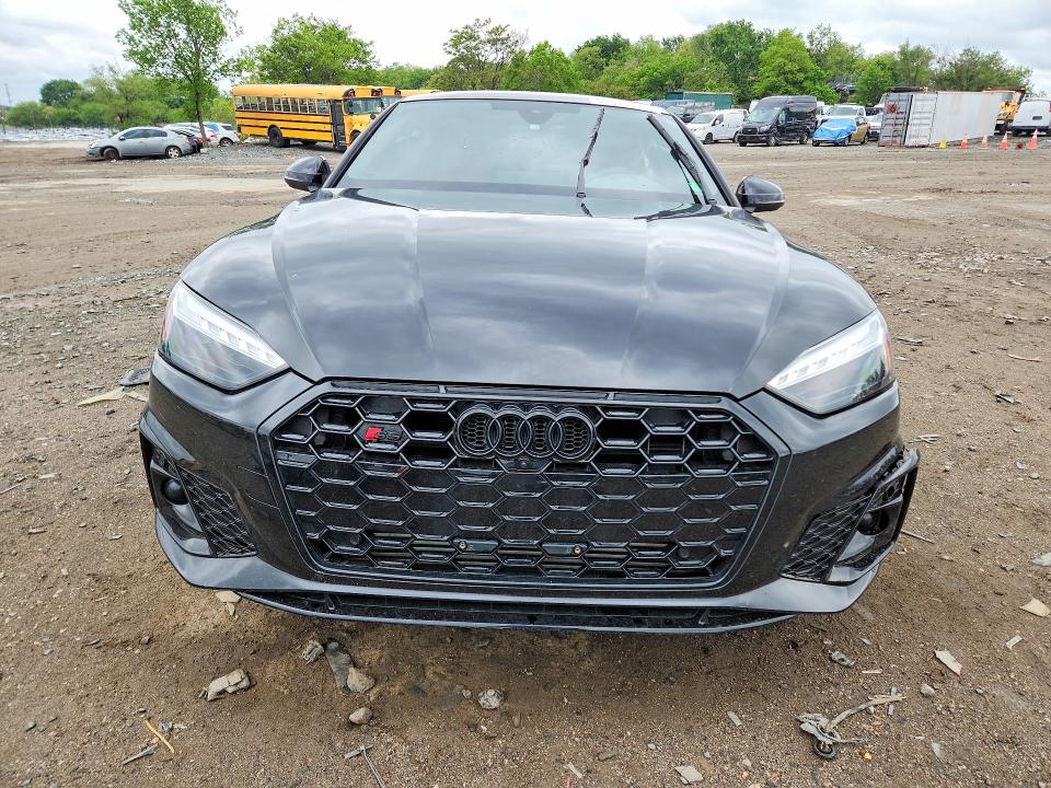 2025 Audi Rs5 VIN WAUC4CF52SA012733 COPART salvage auction — SIDE, Md - Cert Of Salvage > 75% Damage, sold $375 on 2026-07-16 (photo 5)