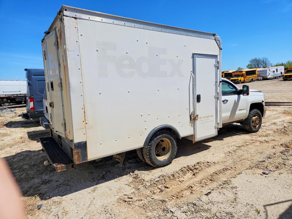 2018 Chevrolet Silverado 3500 VIN 1GB3KYCG2JF115653 COPART salvage auction — FRONT END, Il - Certificate Of Title, sold $525 on 2026-07-08 (photo 3)