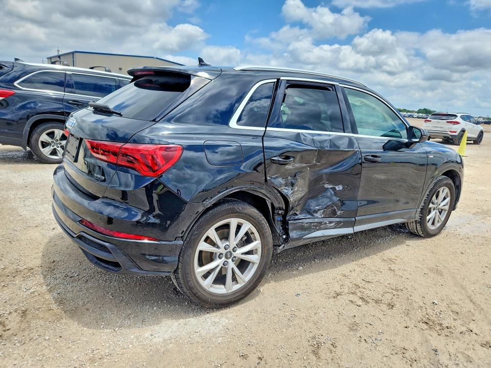 2022 Audi VIN WA1EECF39N1088780 COPART salvage auction — SIDE, Tx - Salvage Vehicle Title, sold $9,000 on 2026-07-30 (photo 3)