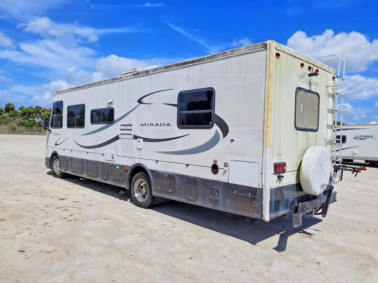 2001 Workhorse custom chassis All other VIN 5B4LP57G313332450 COPART salvage auction — Rear End, FL - CERTIFICATE OF TITLE, sold $2,350 on 2026-07-10 (photo 3)