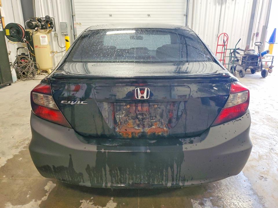 2012 Honda VIN 2HGFB2F47CH119126 COPART salvage auction — SIDE, On - Permit No Brand - Unfit, sold $600 on 2026-07-02 (photo 6)