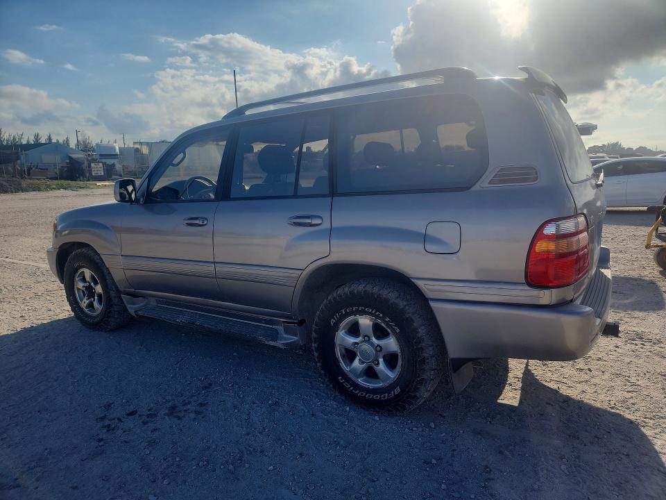 2001 Toyota Land cruiser VIN JTEHT05J012012856 COPART salvage auction — MINOR DENT/SCRATCHES, Fl - Certificate Of Title (P), sold $9,000 on 2026-07-14 (photo 2)