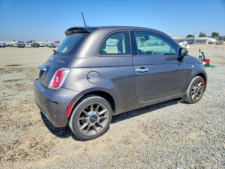 2019 Fiat 500 VIN 3C3CFFKH8KT686395 COPART salvage auction — MINOR DENT/SCRATCHES, Ca - Dis/Dlr/Exp Only Clean Title, sold $1,350 on 2026-07-31 (photo 3)