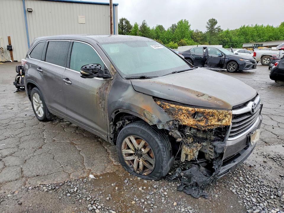2016 Toyota Highlander VIN 5TDZKRFH9GS153261 COPART salvage auction — Burn Engine, TN - SALVAGE CERTIFICATE, sold $3,150 on 2026-07-09 (photo 4)
