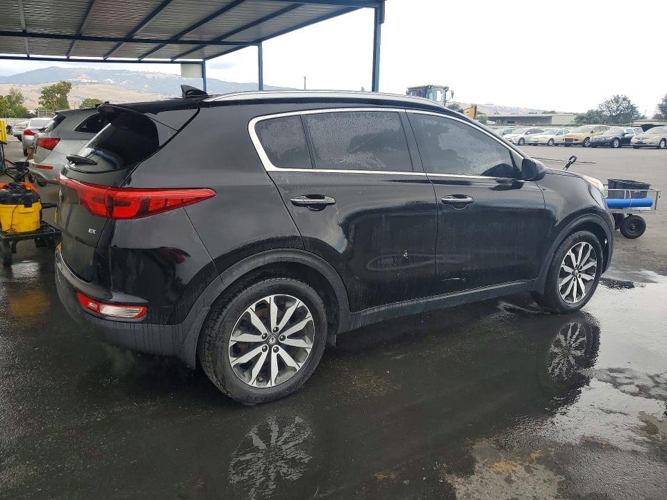2017 Kia Sportage VIN KNDPN3AC4H7159925 COPART salvage auction — MINOR DENT/SCRATCHES, Ca - Certificate Of Title, sold $2,300 on 2026-07-09 (photo 3)