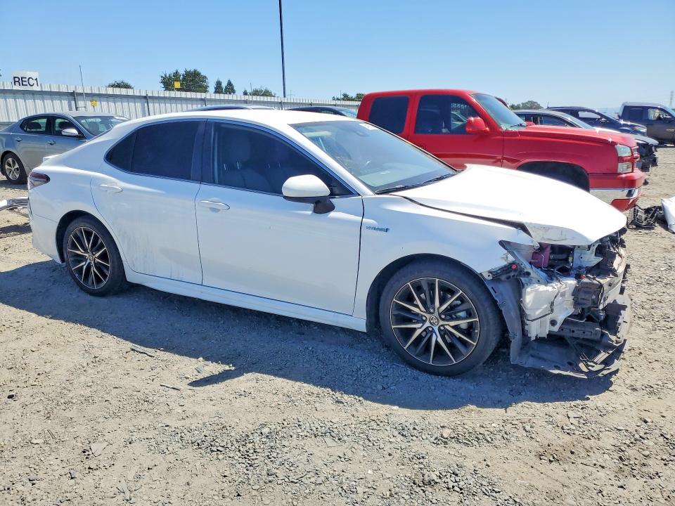 2021 Toyota Camry VIN 4T1G31AK2MU565131 COPART salvage auction — FRONT END, CA - SALVAGE CERTIFICATE, sold $8,200 on 2026-07-28 (photo 4)