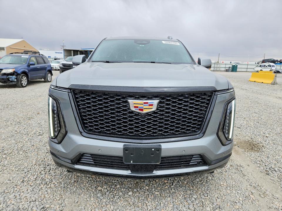 2025 Cadillac Escalade VIN 1GYS9GRL4SR273049 COPART salvage auction — REAR END, Salvage Title, sold $79,000 on 2026-07-09 (photo 5)