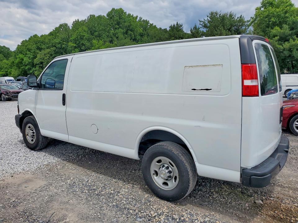 2021 Chevrolet Express 2500 VIN 1GCWGAF72M1188729 COPART salvage auction — NORMAL WEAR, PA - CERT OF TITLE, sold $4,500 on 2026-07-09 (photo 2)