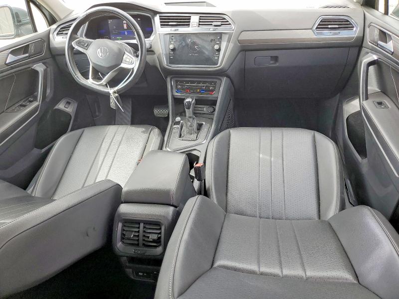 2022 Volkswagen Tiguan VIN 3VV3B7AX1NM100402 COPART salvage auction — MINOR DENT/SCRATCHES, Ca - Dis/Dlr/Exp Only Clean Title (P), sold $11,200 on 2026-07-29 (photo 8)