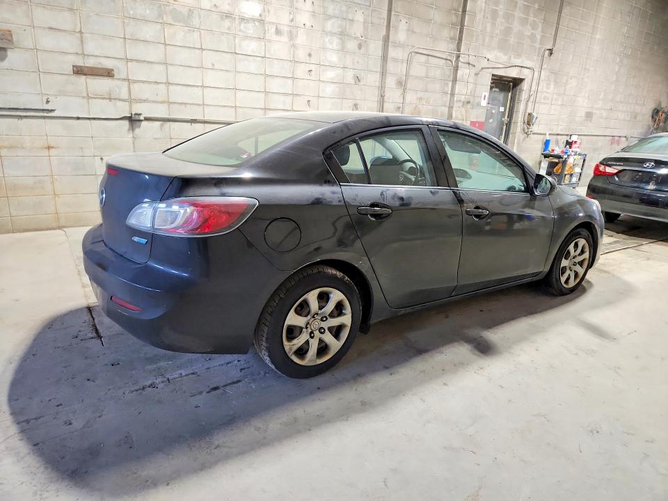 2013 Mazda 3 VIN JM1BL1U76D1702577 COPART salvage auction — FRONT END, Mn - Cert Of Title-Prior Salvage, sold $225 on 2026-07-28 (photo 3)